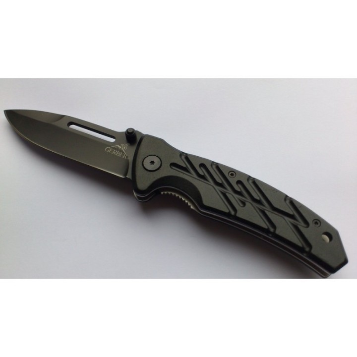 Couteau black metal Gerber - Couteau de survie