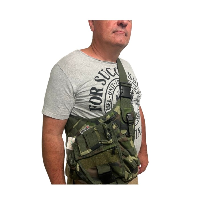 Sac Band. Camo Swiss arms